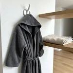 Quando l'accappatoio serve davvero dopo una passeggiata bagnata