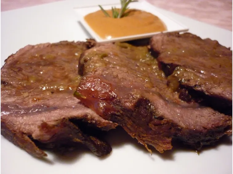 Piatto di manzo brasato