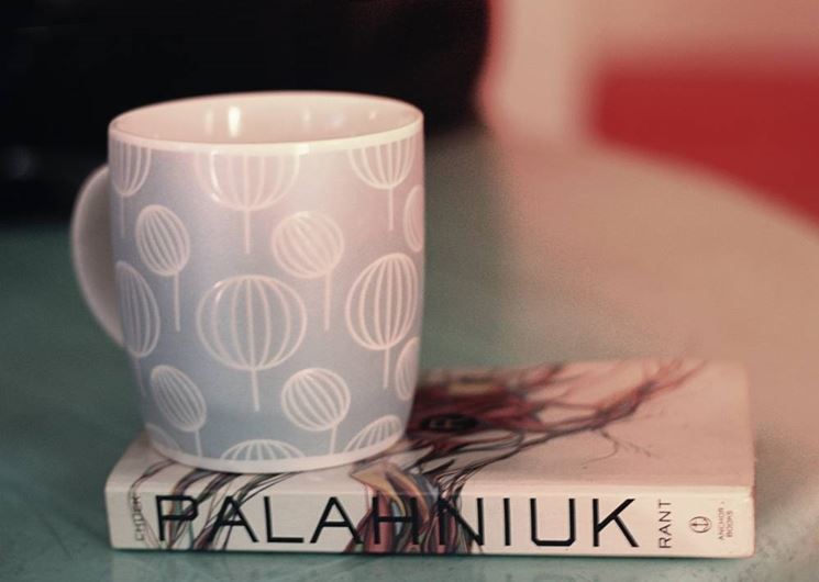 tazza su libro palahniuk